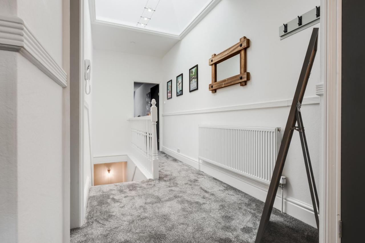 St David'S - Stylish 2 Bed Apartment, Free Parking, Close To Beach Lytham St Annes Kültér fotó