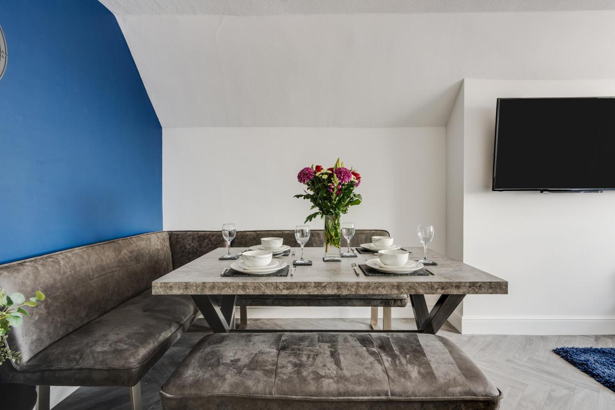 St David'S - Stylish 2 Bed Apartment, Free Parking, Close To Beach Lytham St Annes Kültér fotó